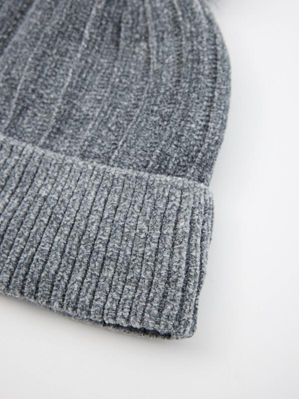 In side Gorro chenilla gris ocuro Promoción trimestral