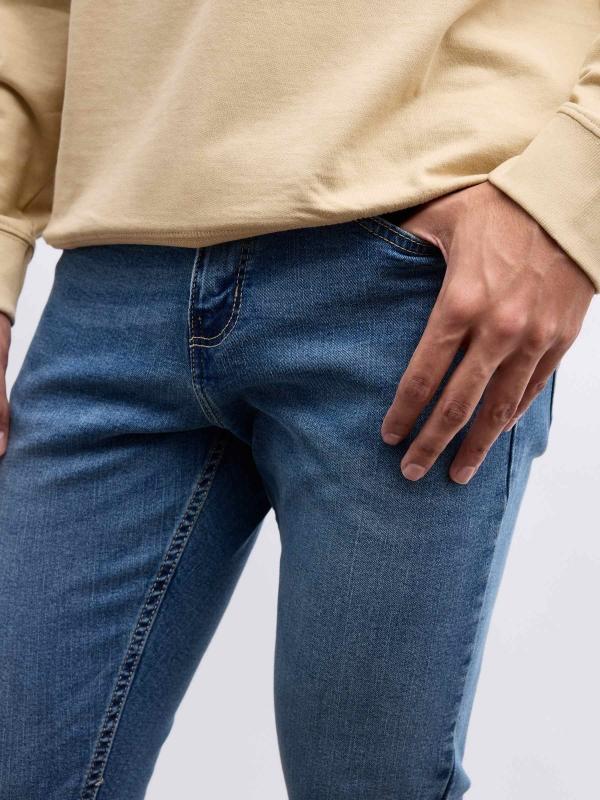 In side Jeans skinny desgastados Oferta especial