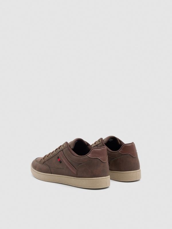 In side Zapatilla deportiva casual marrón Último día