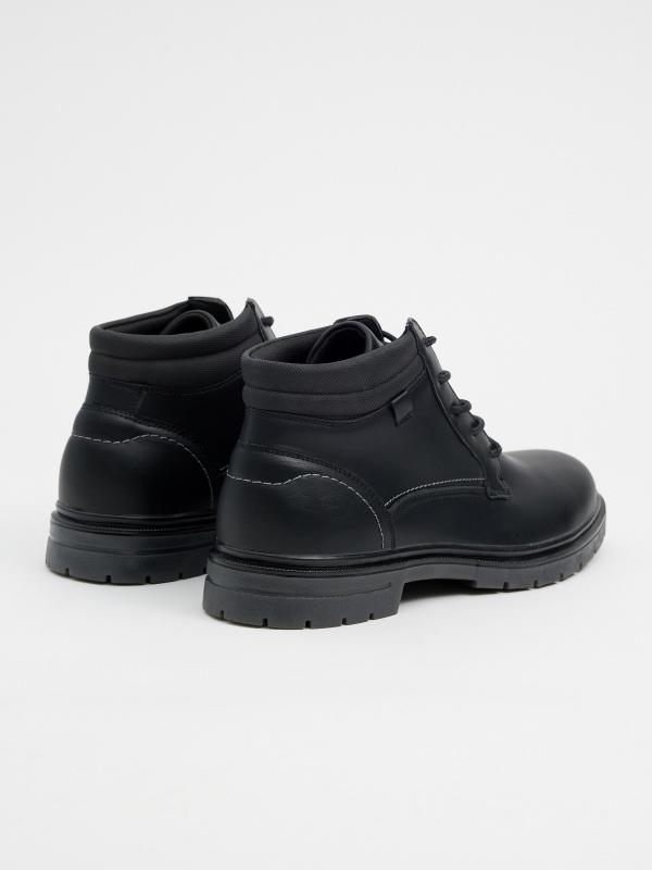 In side Bota negra efecto piel pespuntes Tienda de fábrica