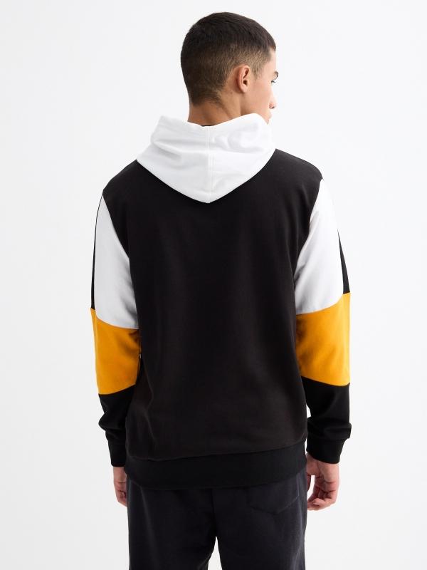 In side Sudadera deportiva con capucha En oferta
