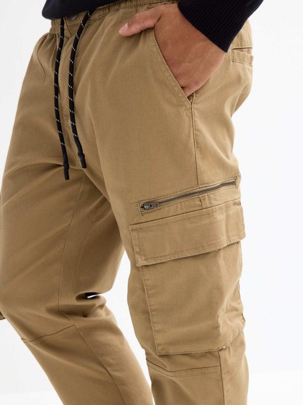 In side Pantalón jogger multibolsillos Descuentos del mes