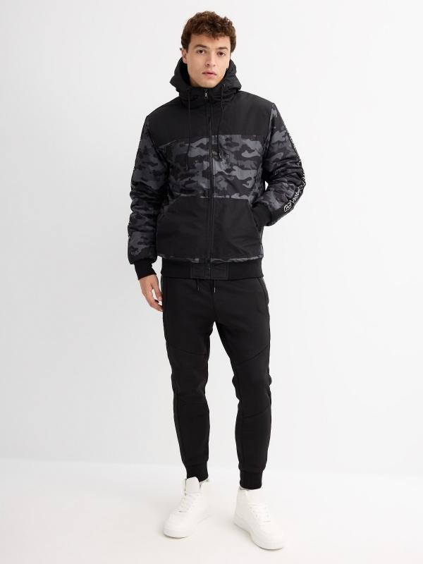 In side Cazadora capucha print camuflaje COMPRAR AHORA