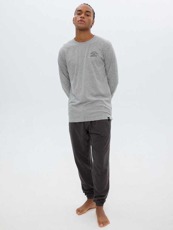 In side Pijama gris pantalón jogger