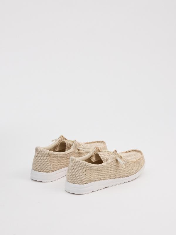In side Zapato wallaby lona arena Precios de Black Friday