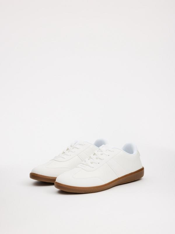 In side Zapatillas bajas retro blancas En oferta