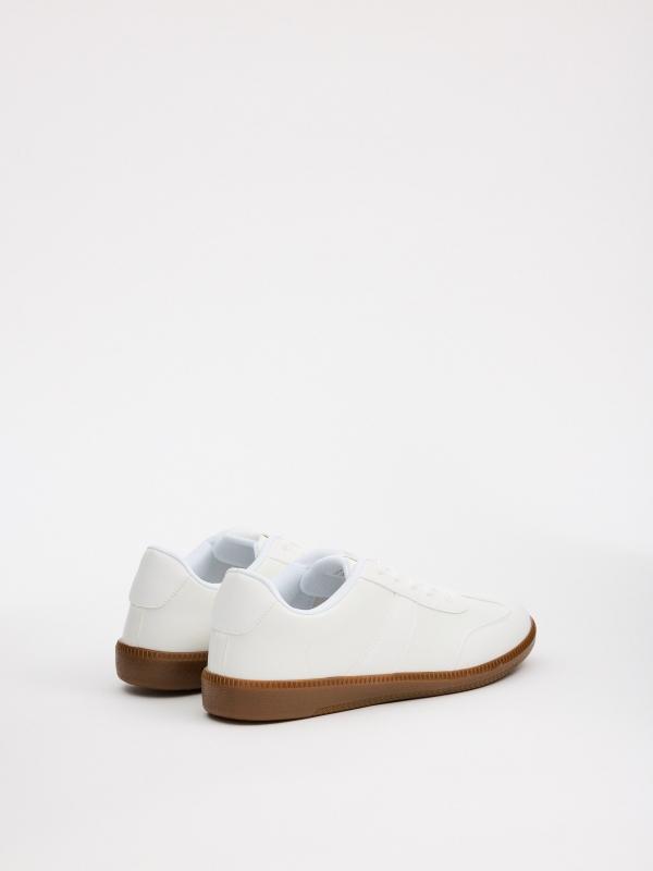 In side Zapatillas bajas retro blancas En oferta