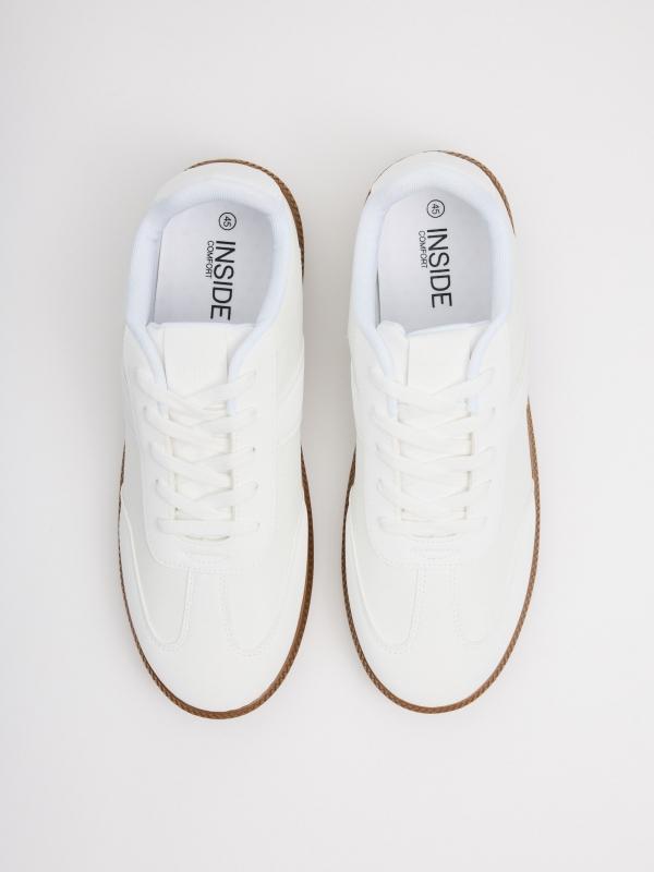 In side Zapatillas bajas retro blancas En oferta