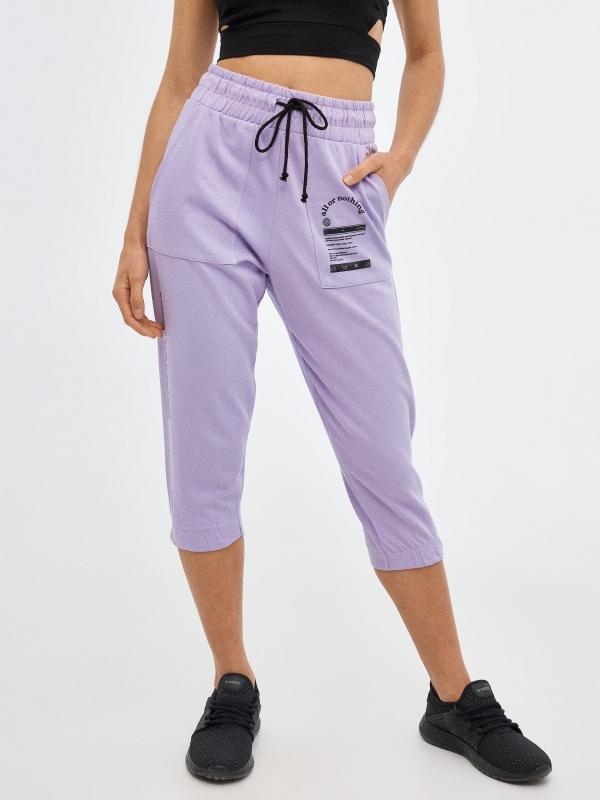 In side Pantalón jogger capri Limitado a 3 días