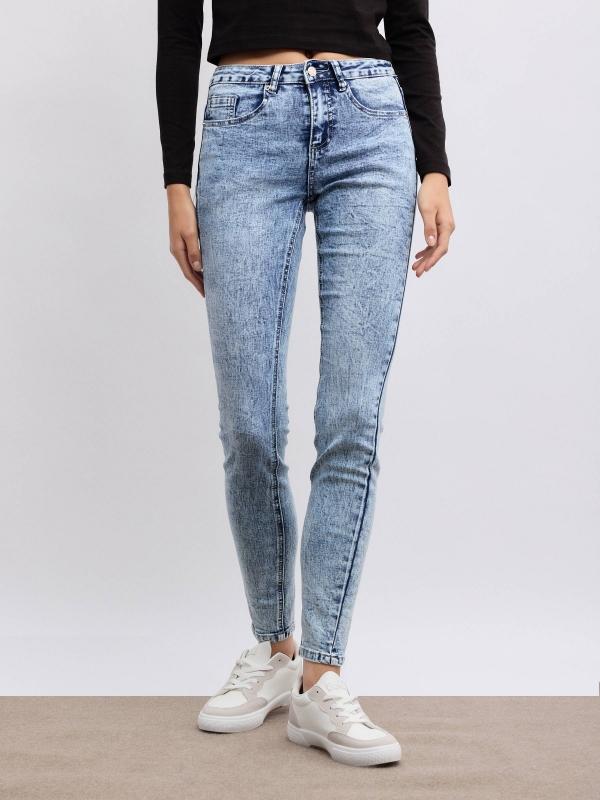 In side Jeans skinny azul claro desgastados Tienda