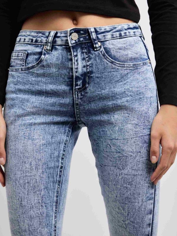 In side Jeans skinny azul claro desgastados Tienda