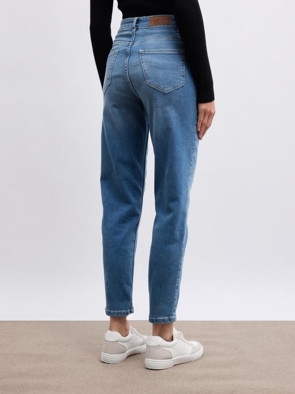 In side Jeans mom slim high rise Liquidación