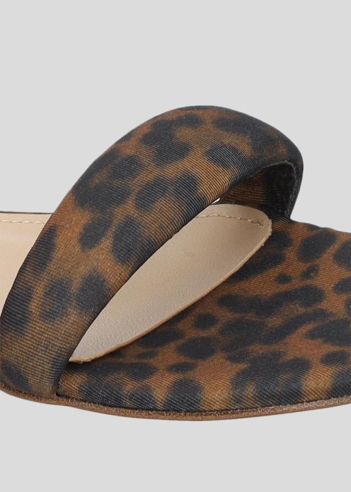 lola cruz AMY FLATS Envío gratis