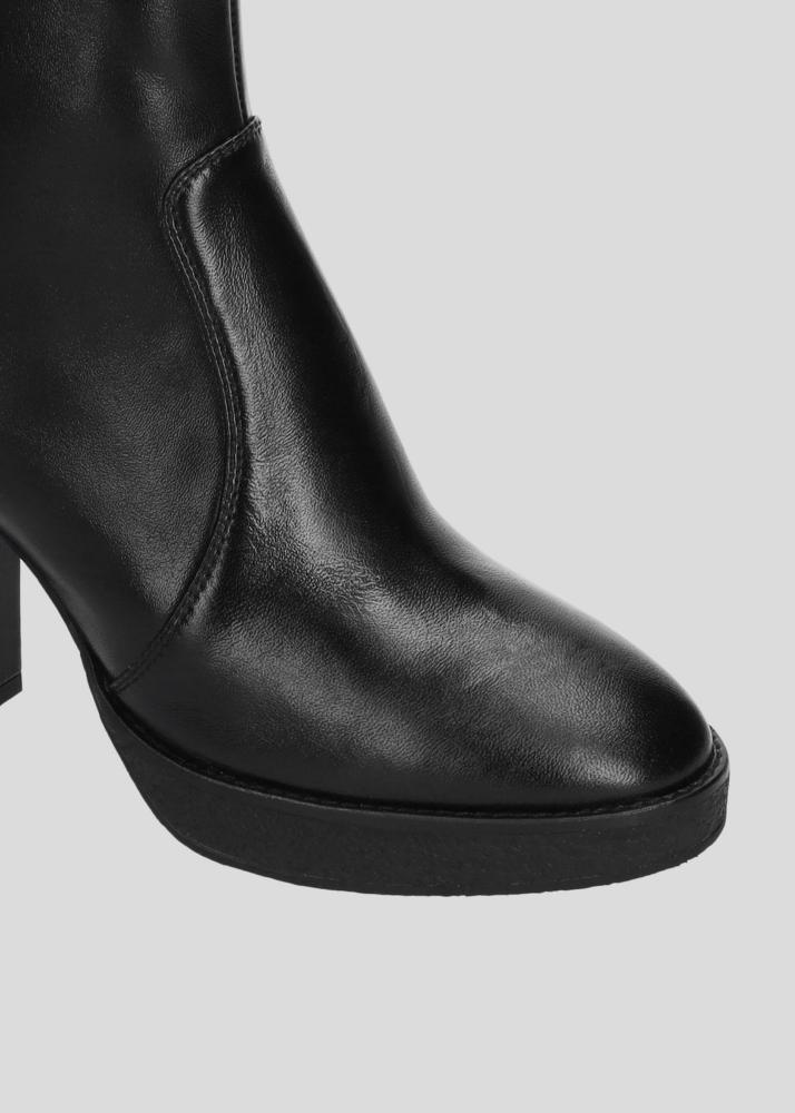 lola cruz WILA BOOTS 90 Última moda