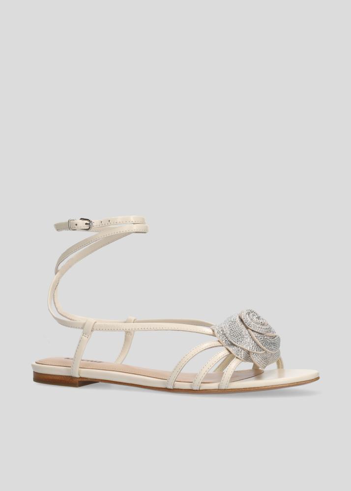 lola cruz ROSE FLAT En línea