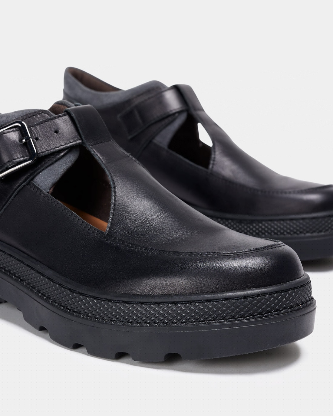 naguisa LYRA NEGRO Ofertas