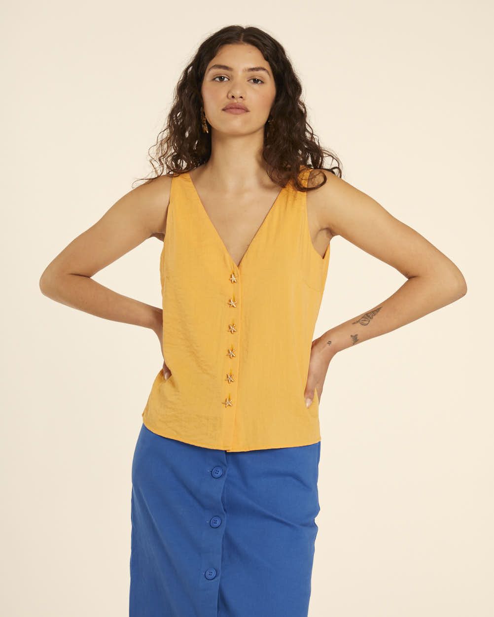 pepaloves TOP BOTONES ESTRELLA AMARILLO