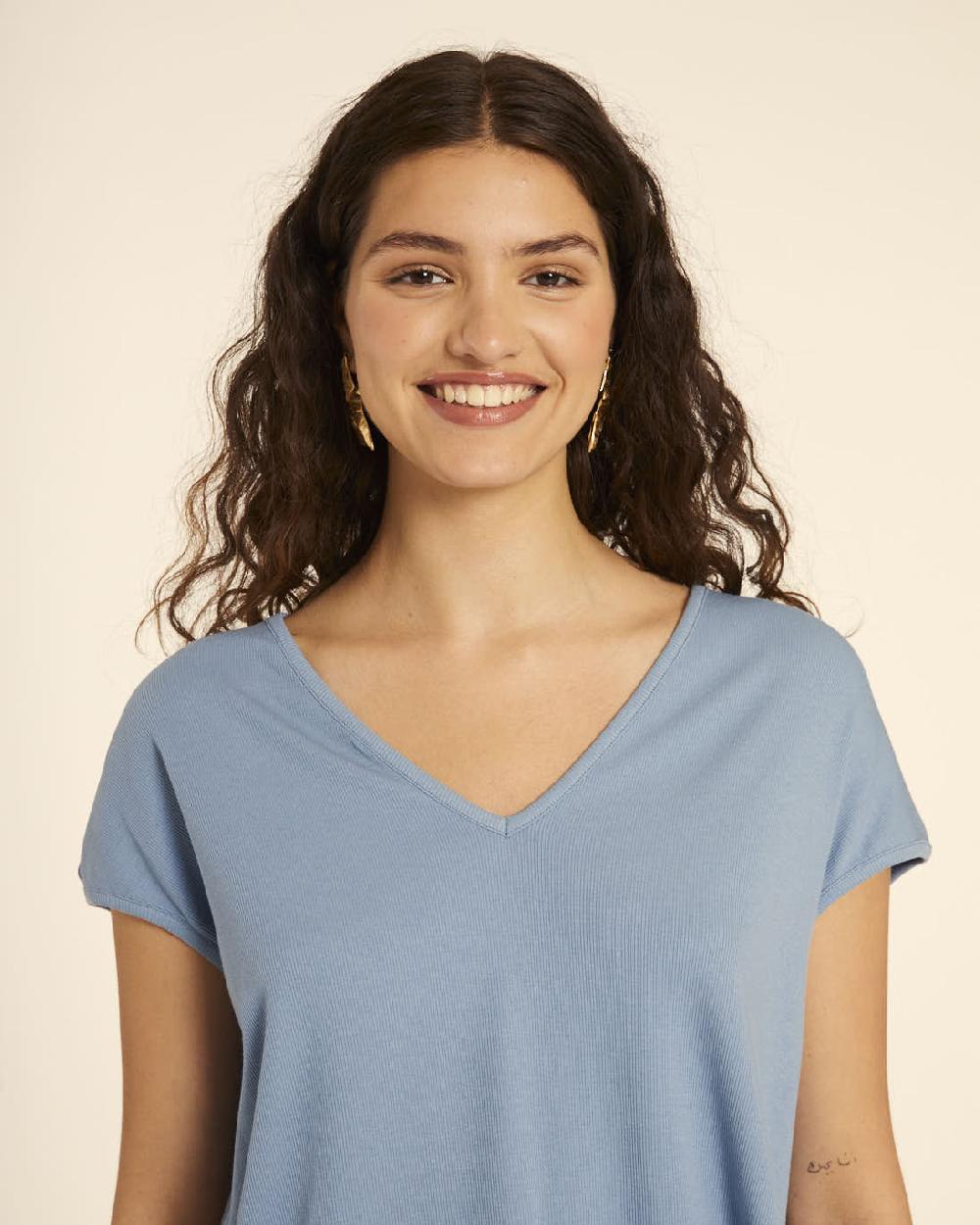 pepaloves CAMISETA AMPLIA CUELLO PICO AZUL Limitado a 3 días
