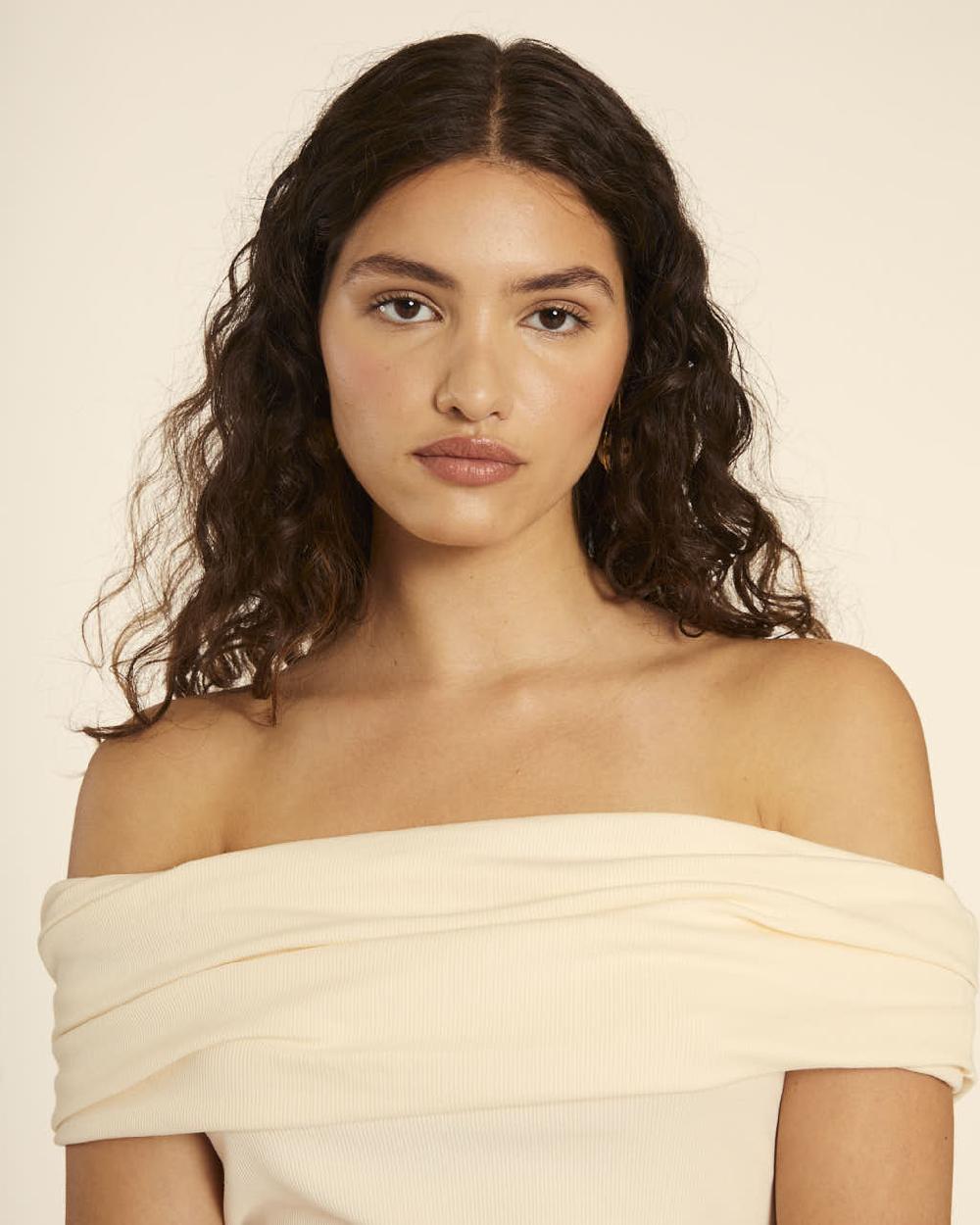 pepaloves TOP CUELLO BARDOT CREMA Ahorra y exporta