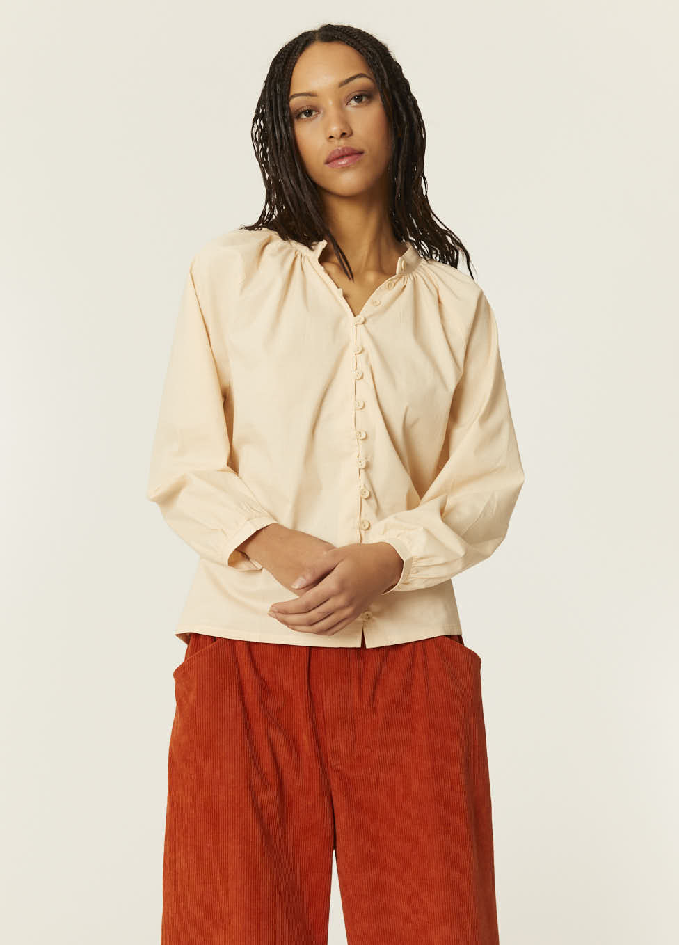 pepaloves BLUSA MAO BEIGE Rebajas de fin de temporada