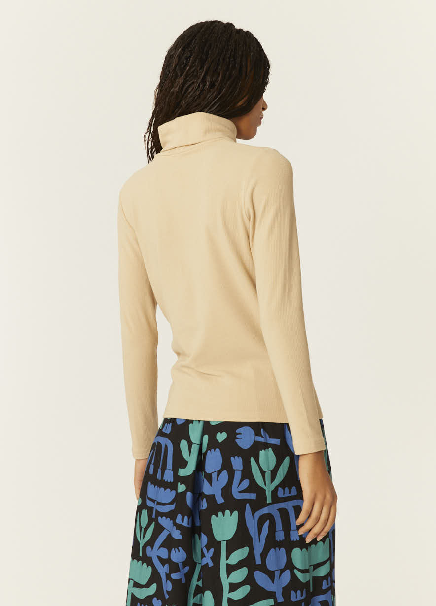 pepaloves TOP CANALE CUELLO ALTO BEIGE Precio de fábrica