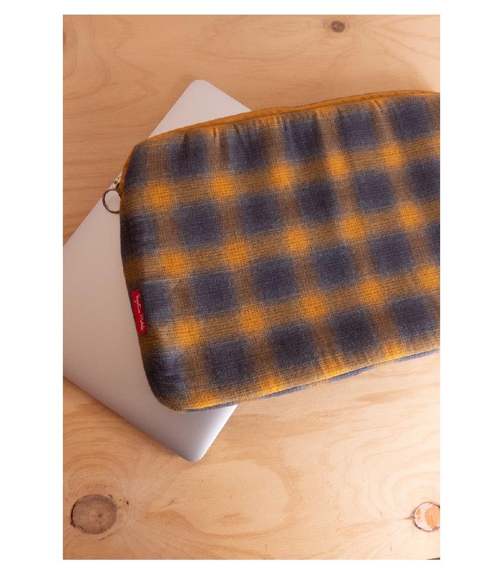 perpetummobile Cartera y funda de ordenador cuadros amarillos Precios de Black Friday