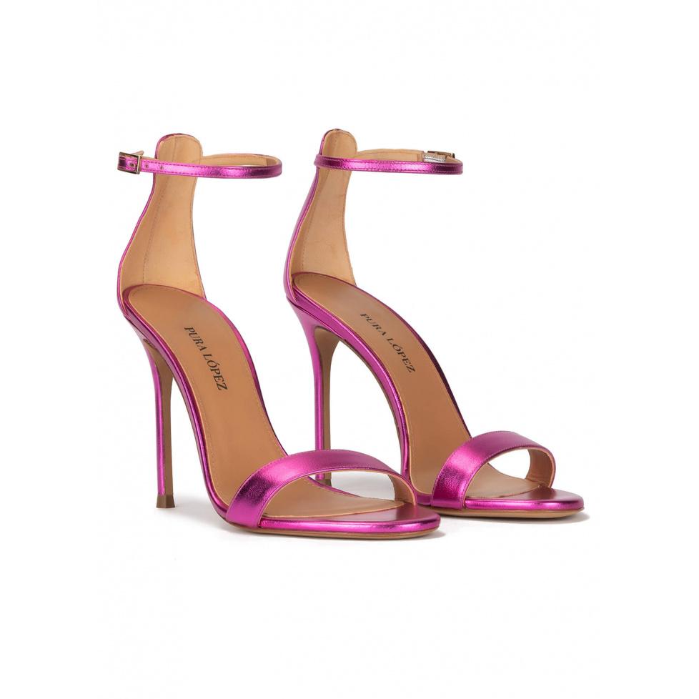 pura lópez Sandalias fucsia metalizadas con tacón alto Grandes descuentos