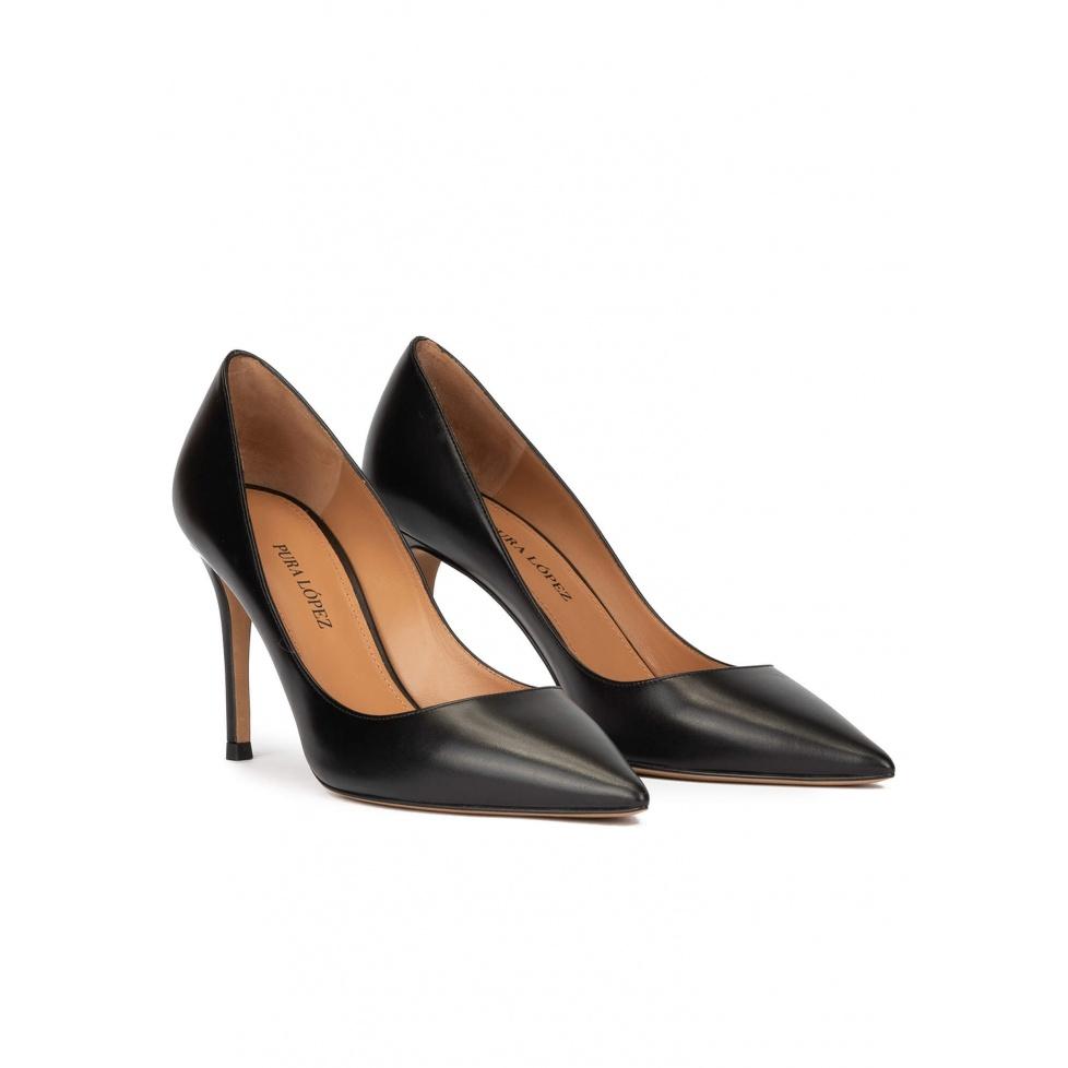 pura lópez Zapatos negros de piel con tacón alto y punta fina Oferta exclusiva