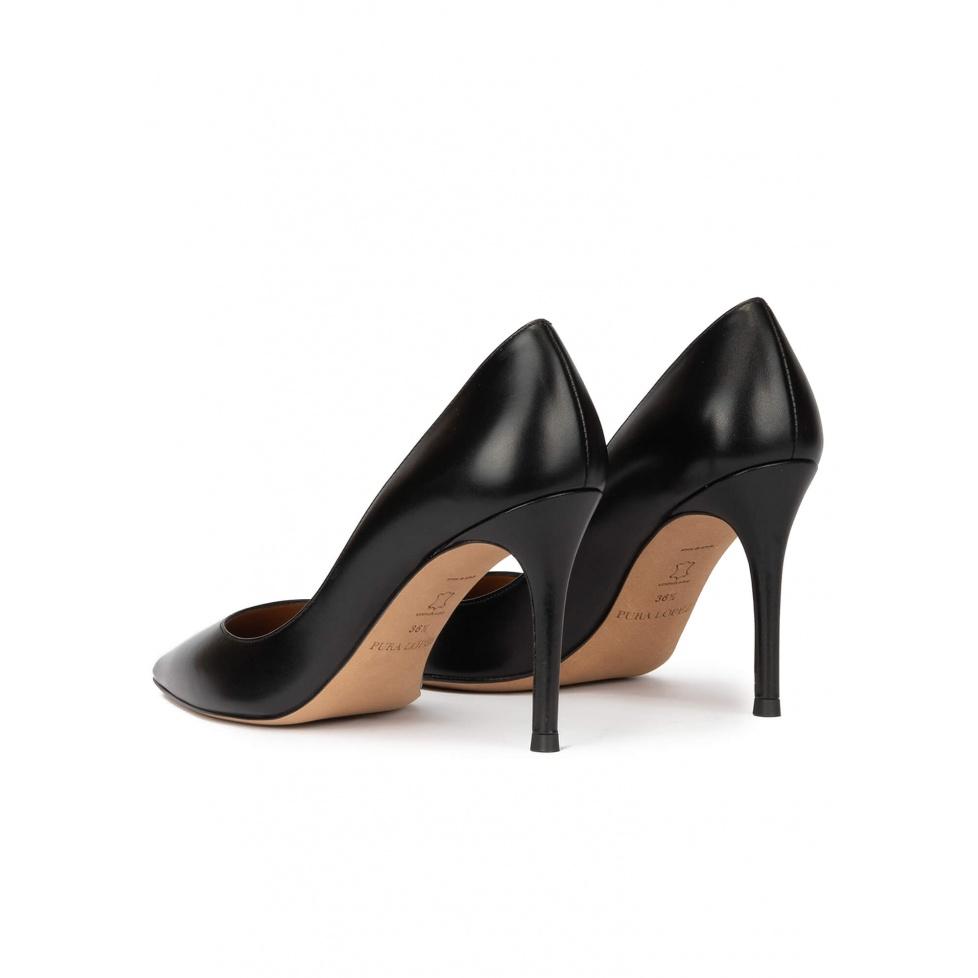 pura lópez Zapatos negros de piel con tacón alto y punta fina Oferta exclusiva