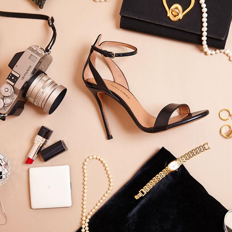 pura lópez Sandalias negras de piel con tacón alto fino y pulsera en el tobillo Descuento por venta flash