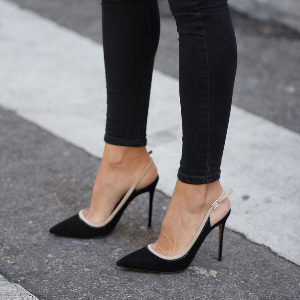 pura lópez Zapatos de tacón destalonados en color negro Gran oferta
