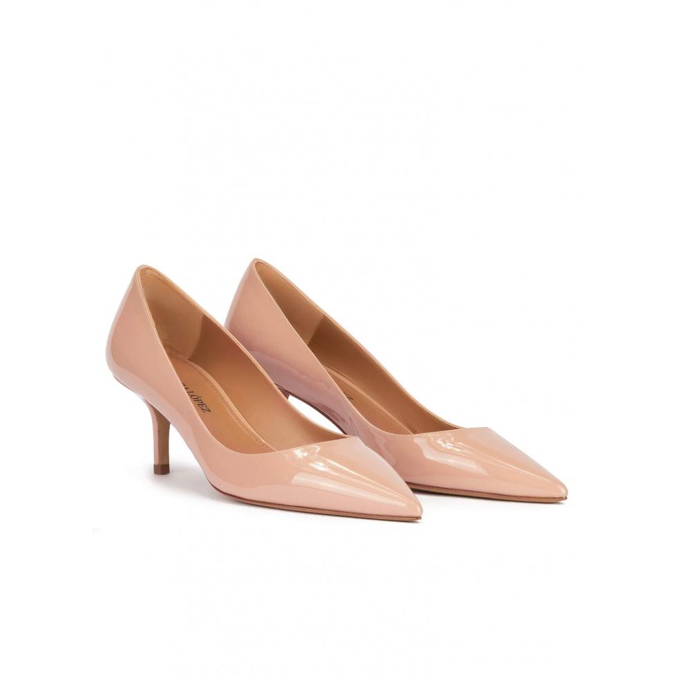pura lópez Zapatos de tacón medio y punta fina en charol nude Tienda de fábrica