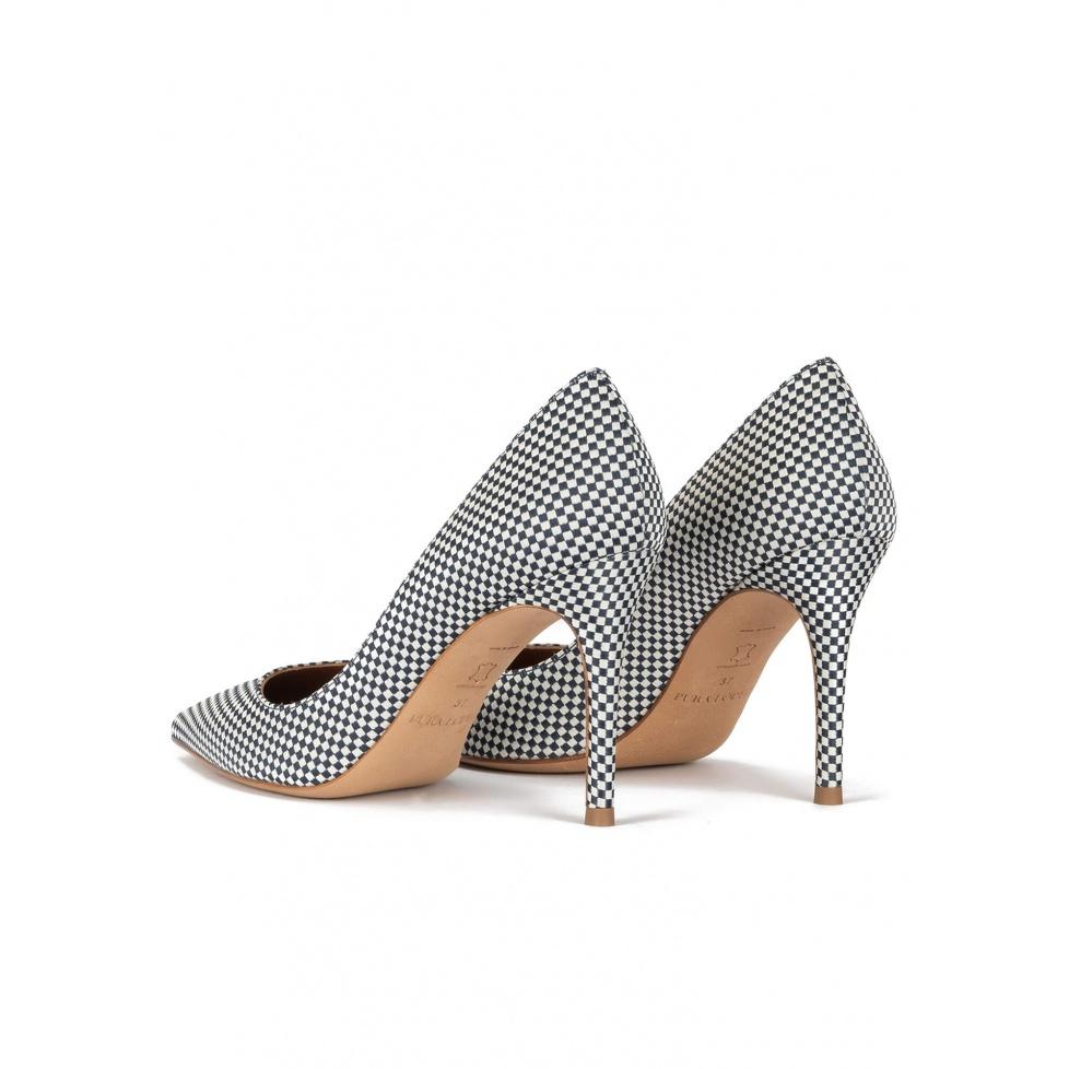 pura lópez Zapatos de salón con estampado a cuadros y tacón alto Oferta exclusiva
