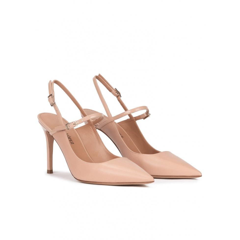 pura lópez Zapatos destalonados de punta fina y tacón alto en piel nude Ofertas de temporada
