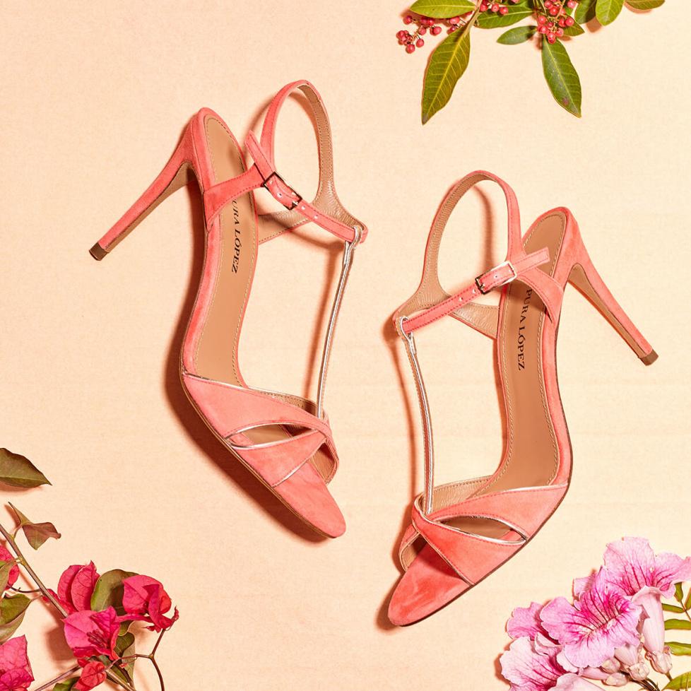 pura lópez Sandalias con tira en T de tacón alto en ante rosa coral Liquidación
