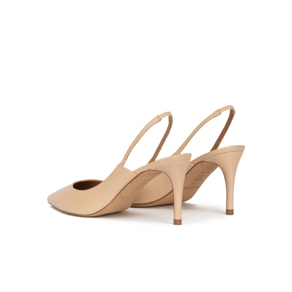 pura lópez Zapatos destalonados de tacón medio en piel beige Ofertas