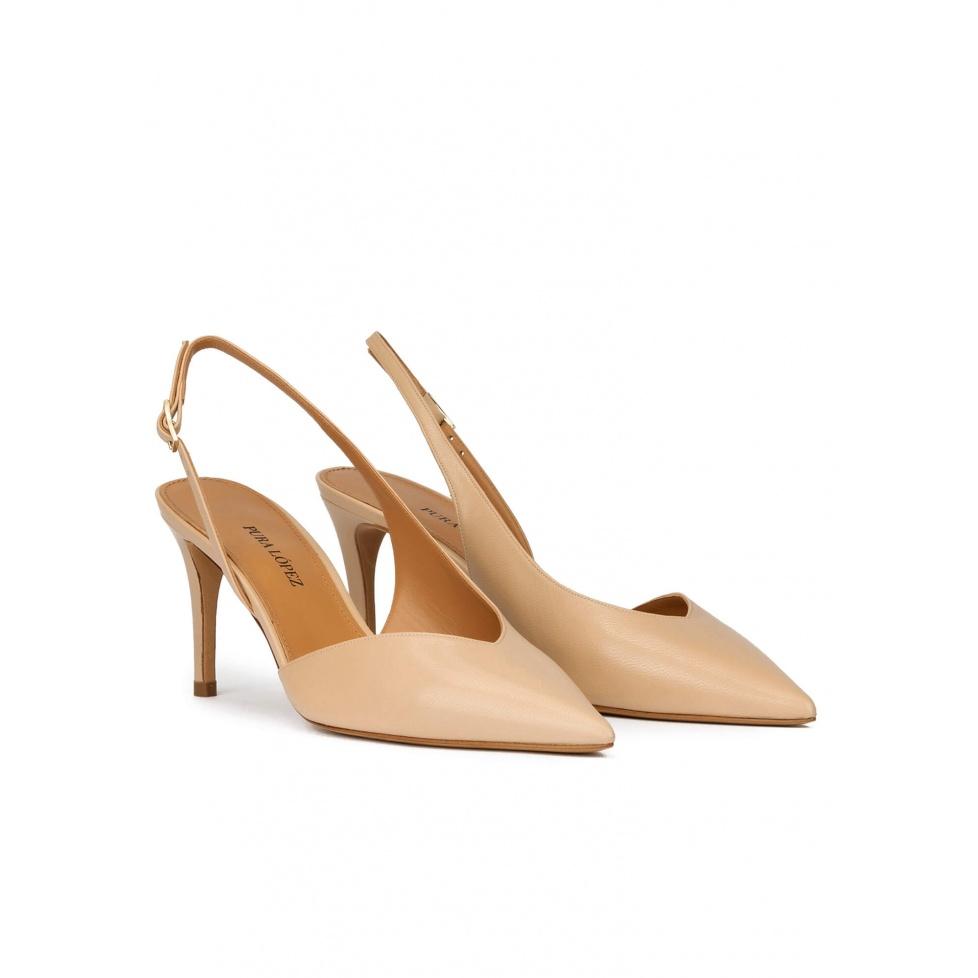 pura lópez Zapatos beige de piel con tacón medio y punta fina Rebajas baratas