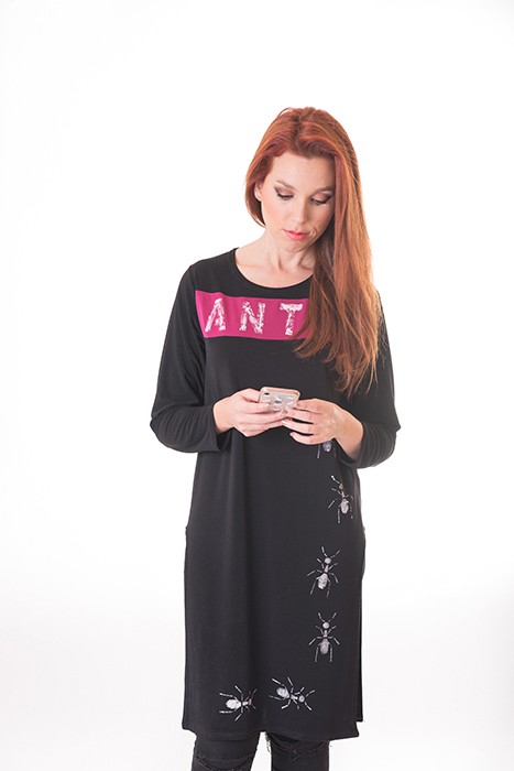 susana escribano Camiseta vestido en color negro Promoción por tiempo limitado