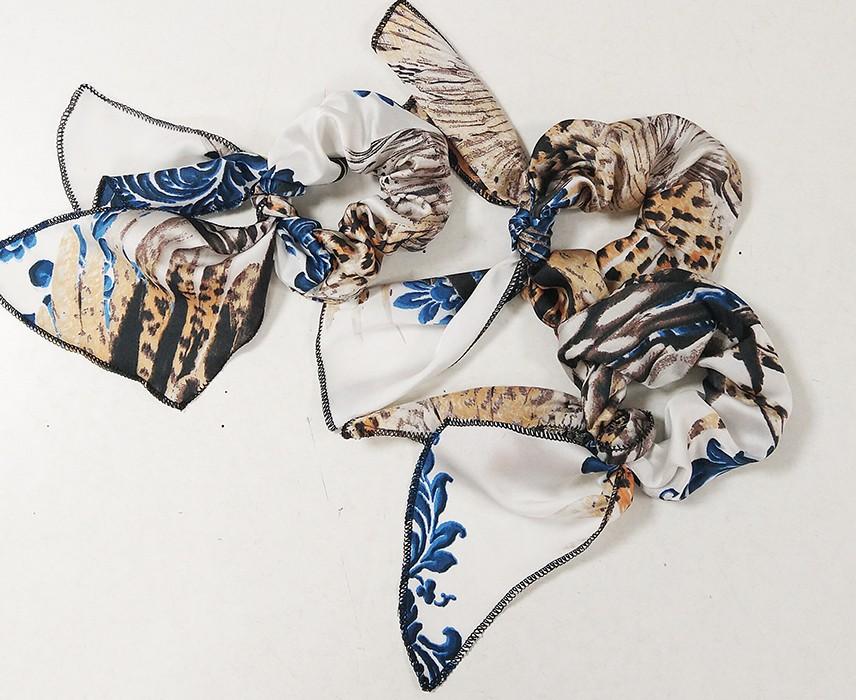 susana escribano Coletero con estampado animal. Tejido de raso Descuentos del mes