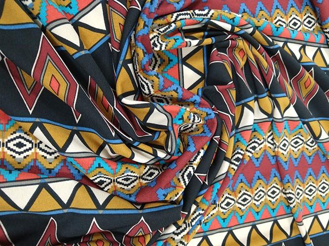 susana escribano Patron minifalda + tejido estampado geometrico COMPRAR AHORA