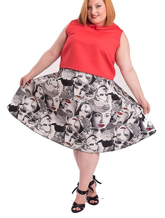 susana escribano Falda de talla grande. Estampado de besos Oferta especial de fábrica