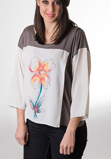 susana escribano Camiseta corta y ancha. Dibujo exclusivo Solo queda un día