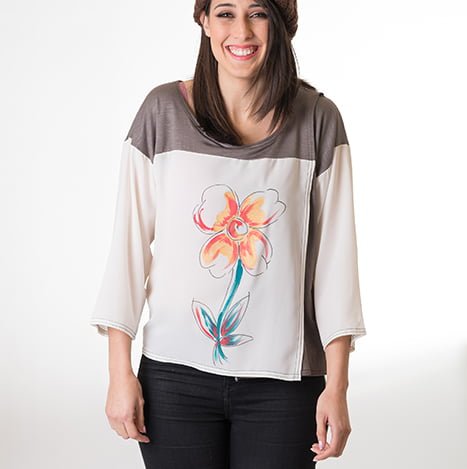 susana escribano Camiseta corta y ancha. Dibujo exclusivo Solo queda un día