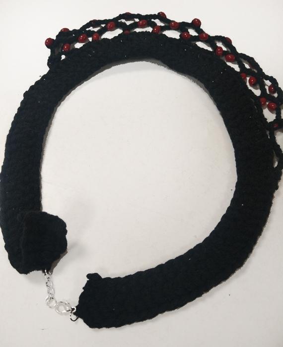 susana escribano Collares de ganchillo. Regalo San Valentin En oferta