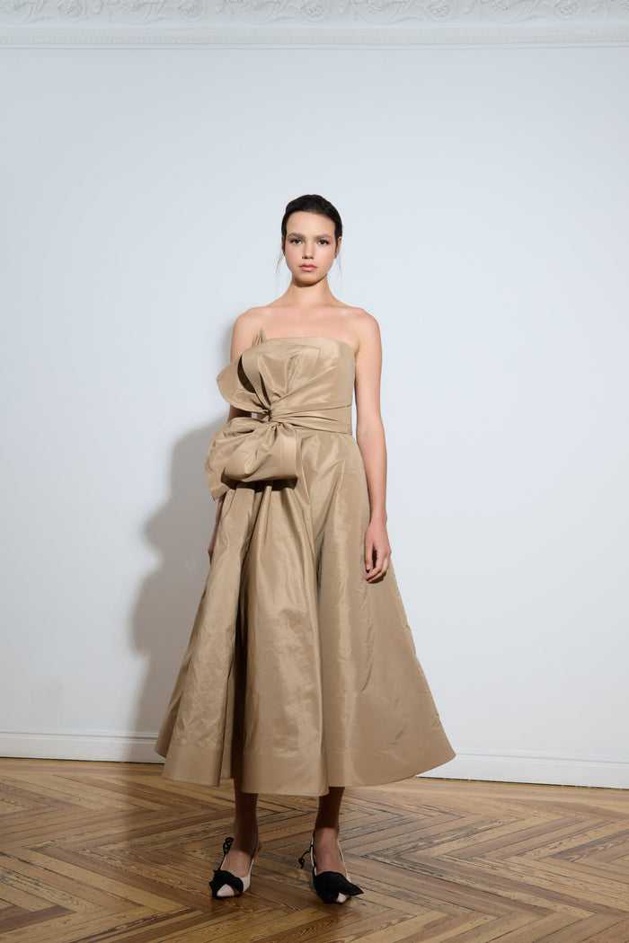 the 2nd skin co. Vestido midi palabra de honor con lazo
