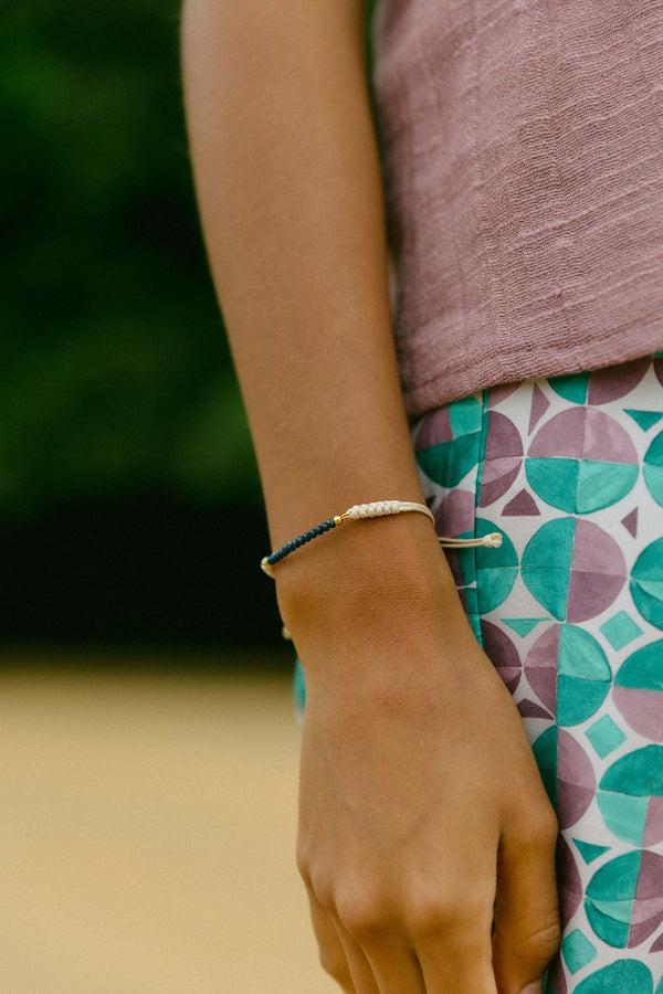 Triana By C PULSERA ROCHA navy Solo hoy