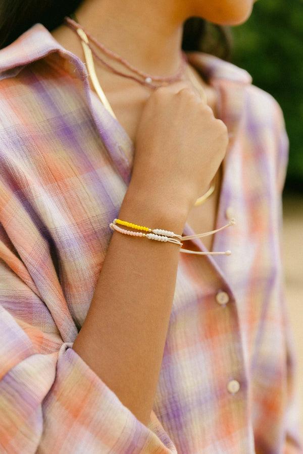 Triana By C PULSERA ROCHA AMARILLA Solo queda un día