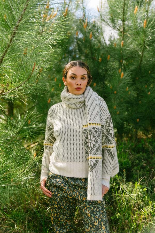 Triana By C BUFANDA PRINT SNOW Rebajas top