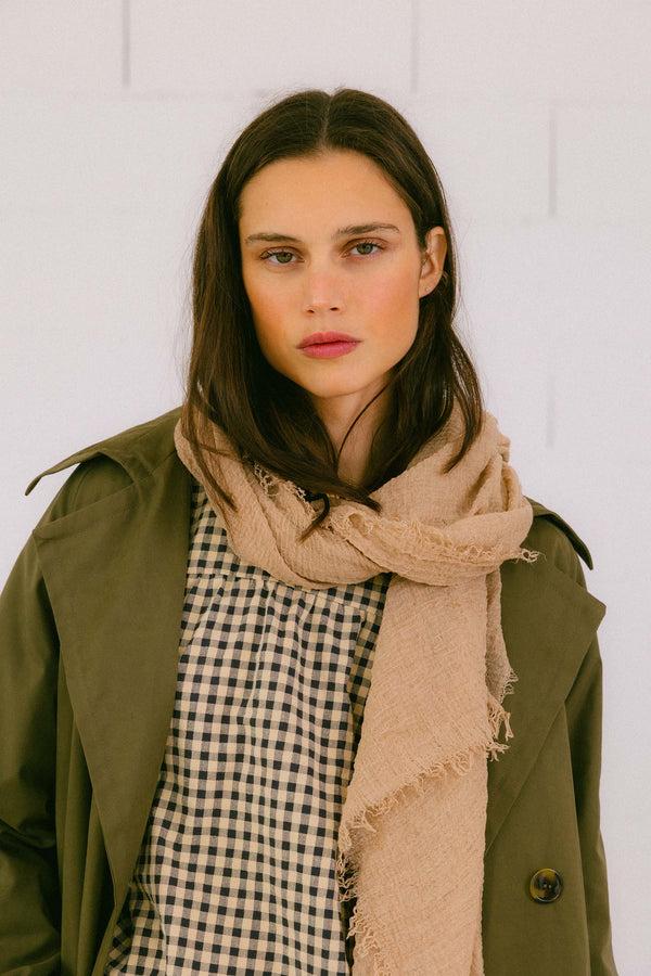 Triana By C Fular BEIGE Envío gratis