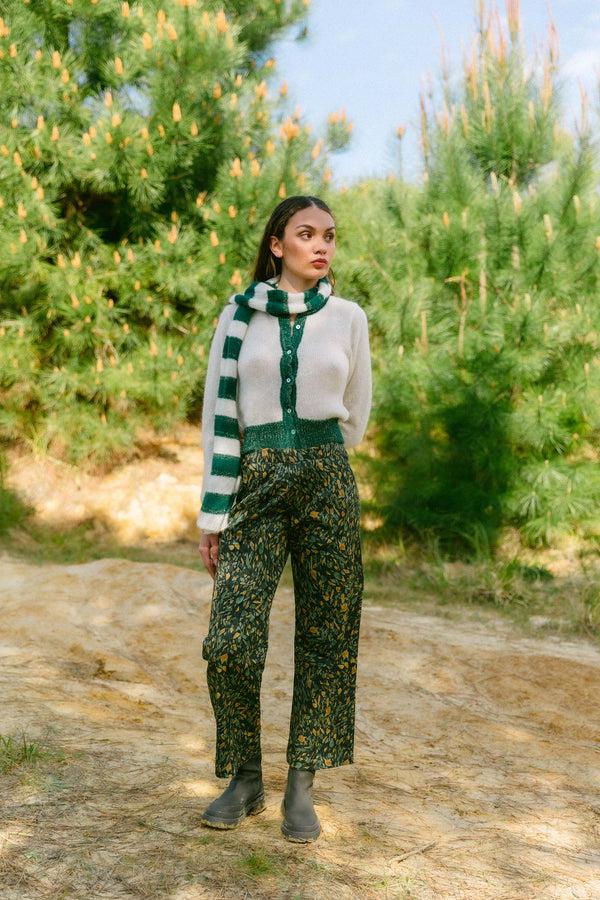 Triana By C Pantalón MILLET bosque print Últimos 2 días